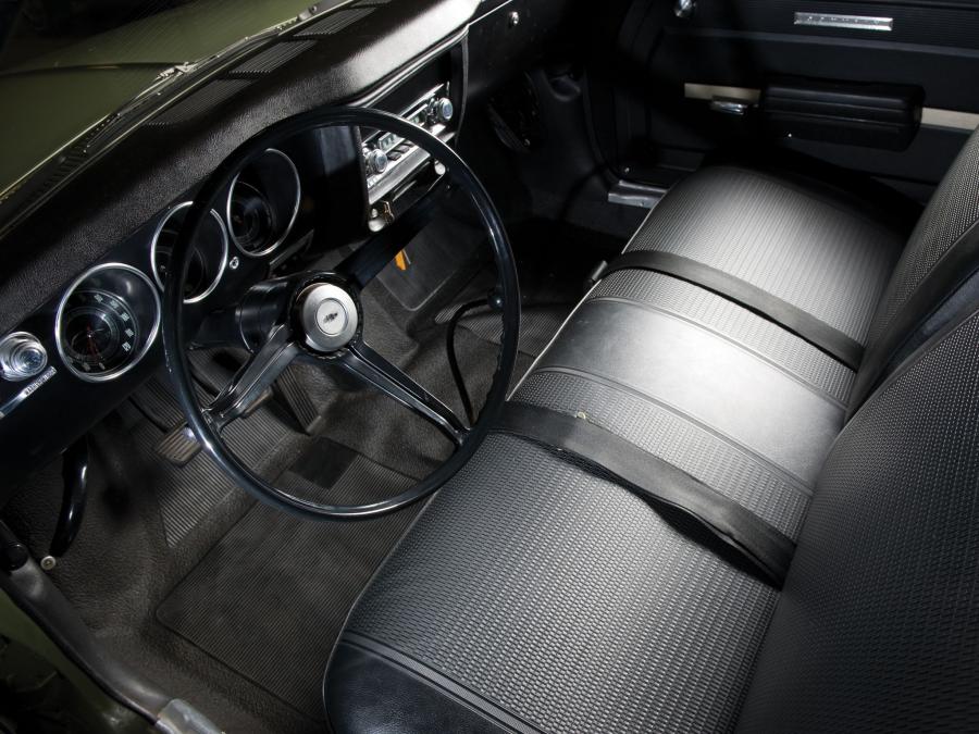  Chevrolet Corvair 500 Hardtop Coupe 1966 года  (фото 2 из 3)
